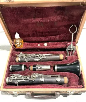 4220 BP SOPRANO Wooden Clarinet Leblanc Oil 4220 BP SOPRANO Wooden Clarinet Leblanc Oil