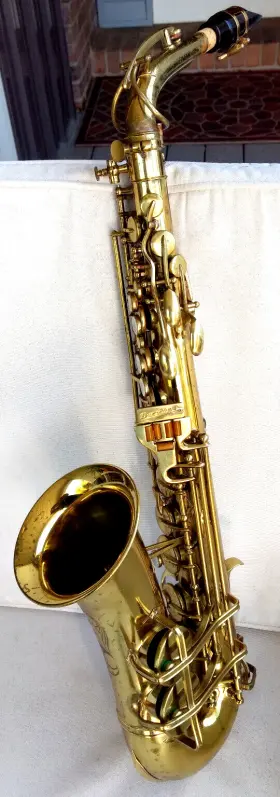 340607 BUESCHER Vint Tone Aristocrat Alto Sax Wolfpak 340607 BUESCHER Vint Tone Aristocrat Alto Sax Wolfpak
