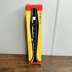30600 DIMESTORE DREAMS Tonette Woodwind Recorder Music Book