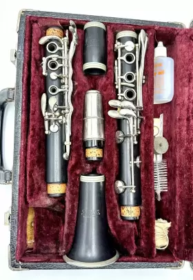 P4340 ELKHART Pedler Premier Clarinet Penzel Mueller Couf Ess #2