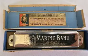 1857 HOHNER Harmonica Marine Key Box