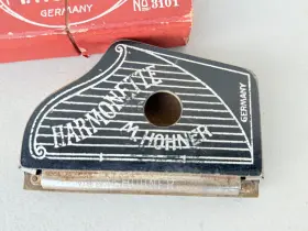 3101 HOHNER Antique Harmonette Musical Box #3