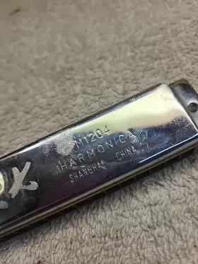 M1204 LARK Shanghai Harmonica Bakelite #2 M1204 LARK Shanghai Harmonica Bakelite #2
