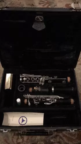 7112 LE BLANC Vito Student Alto Clarinet