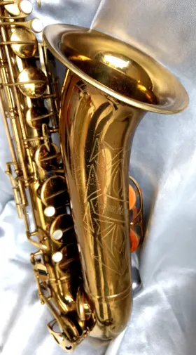 Pierre Maure Tenor Sax A5698 Vintage With Pan American Case - Condition Pierre Maure Tenor Sax A5698 Vintage With Pan American Case - Condition
