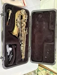 Selmer Bundy 2 Ii Alto Saxophone Case Sold As Is Parts Or Repair. Fixed Price $144.00.