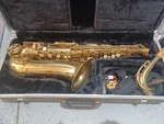 Conn Shooting Star Alto Saxophone With Carrying Case Needs A Few Pads And Tlc -. Fixed Price $199.99.
