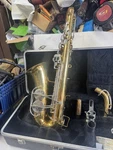 Vintage Made In Usa Bundy Selmer Brass Saxophone Orig.hard Case. Fixed Price $199.99.