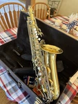 Yamaha Gold Alto Saxophone With Case. Fixed Price $550.00.