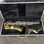 Vintage Buescher Aristocrat 643823 Alto Saxophone In Hard Case. Fixed Price $224.99.